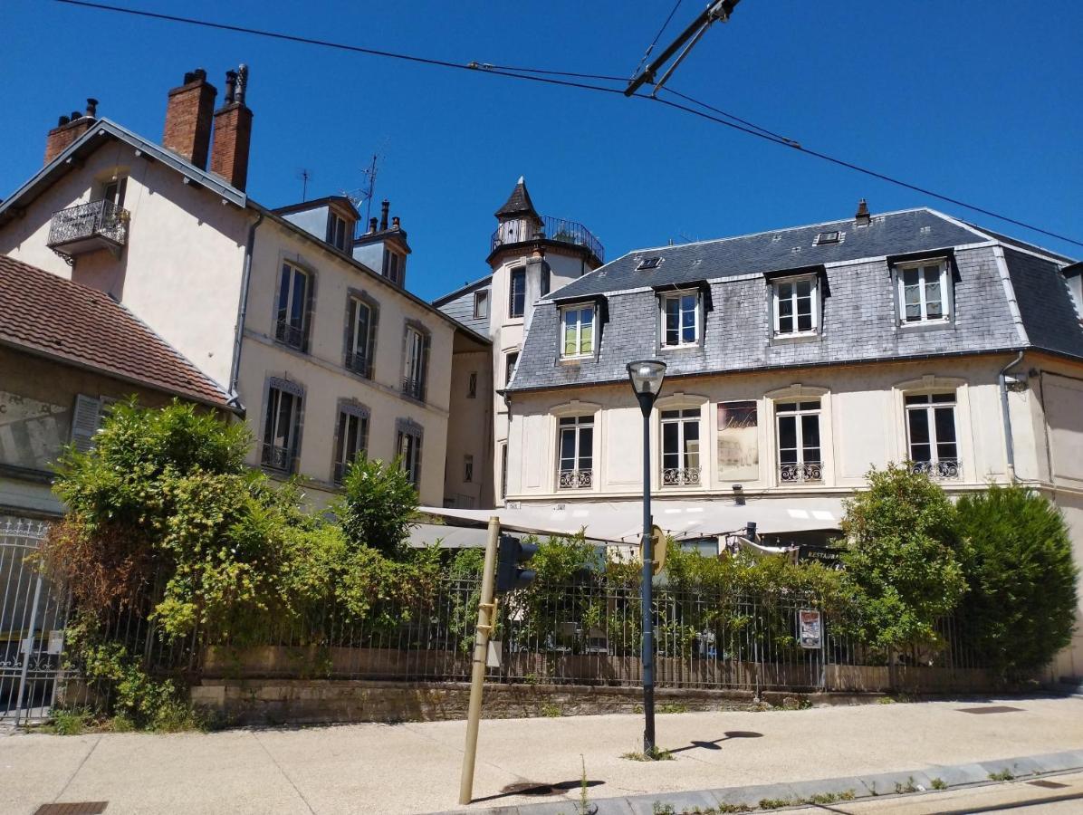 Le Carnot, A Deux Pas Du Centre Ville ブザンソン エクステリア 写真